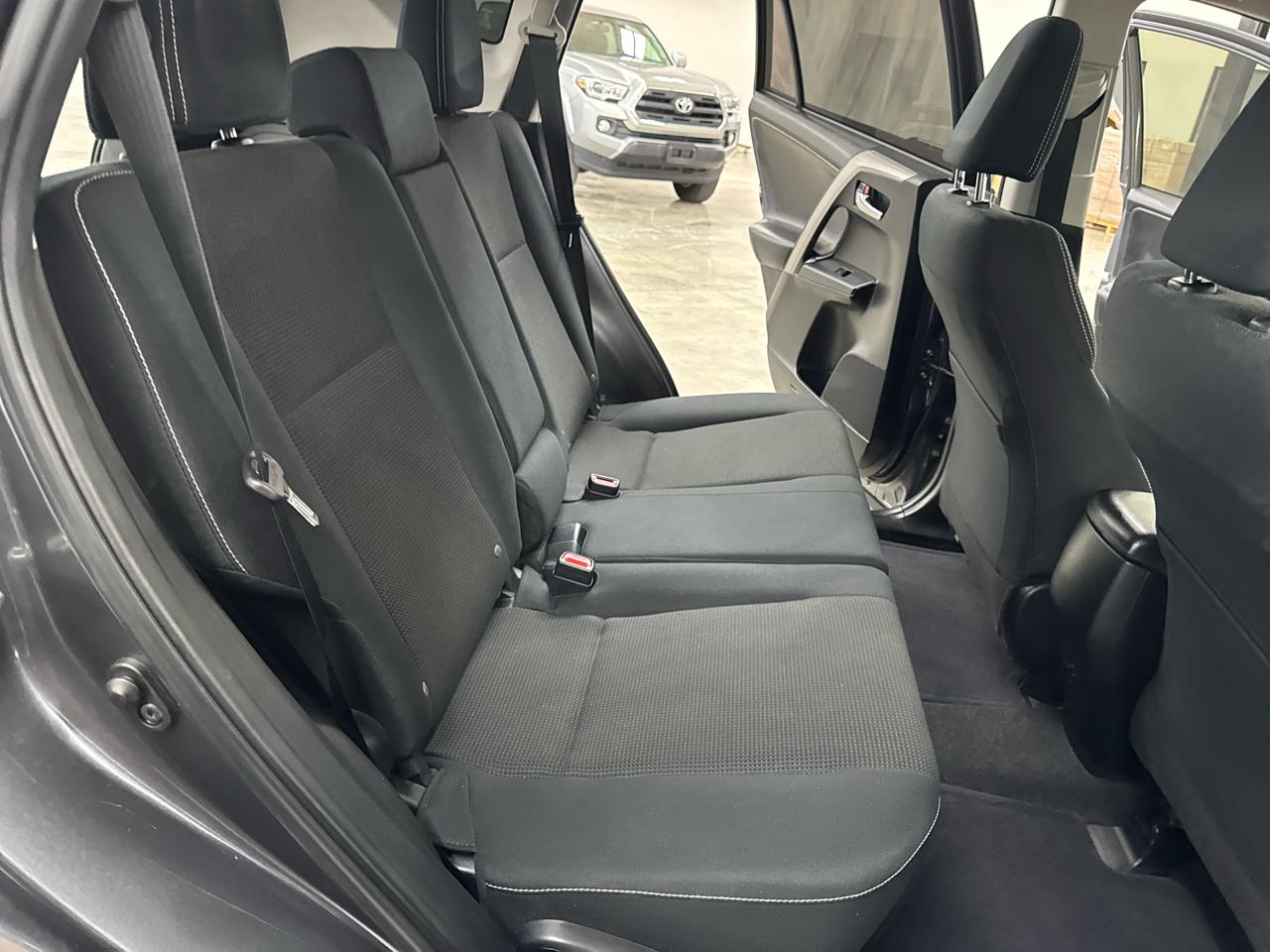 Toyota RAV4 XLE 2018