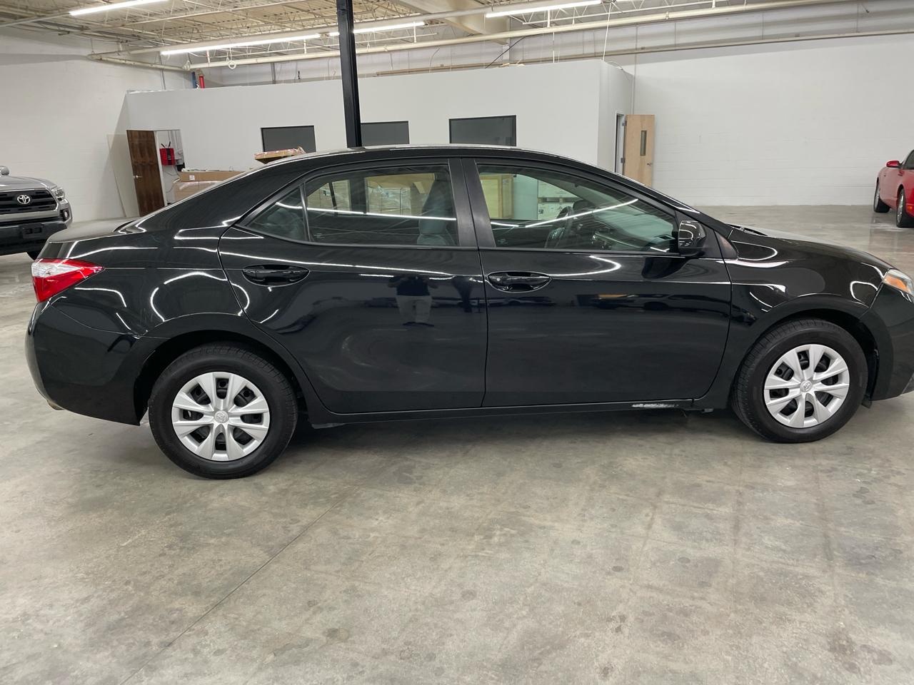 Toyota Corolla L 2016