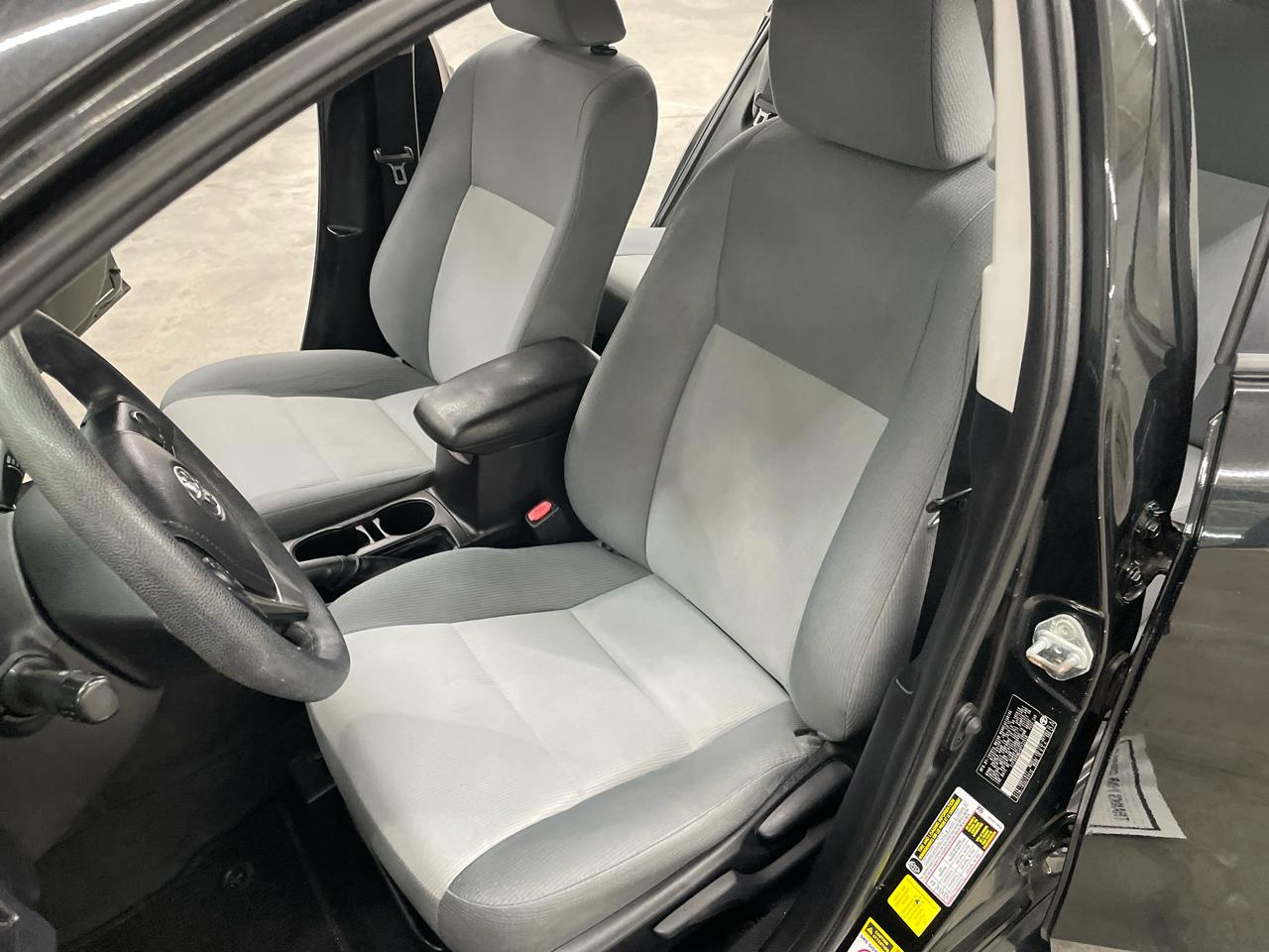 Toyota Corolla L 2016