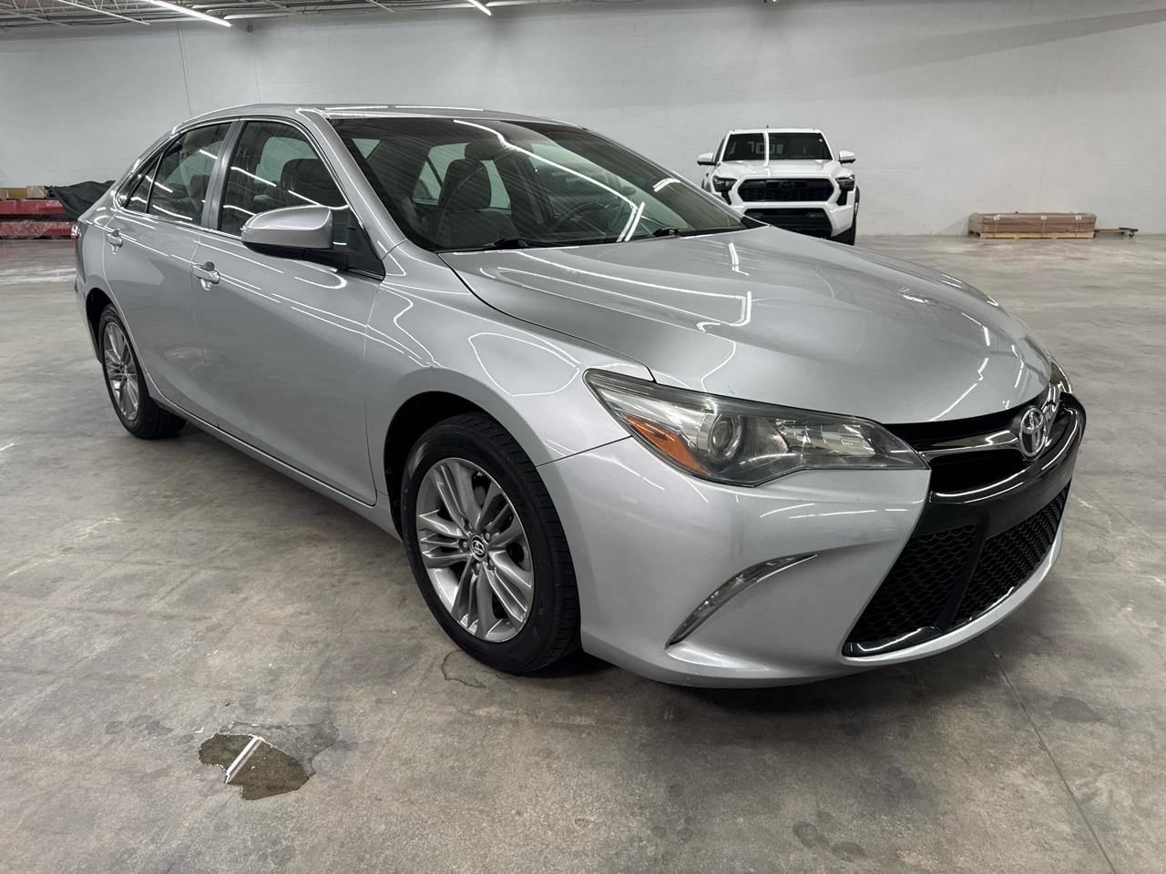 Toyota Camry SE 2016