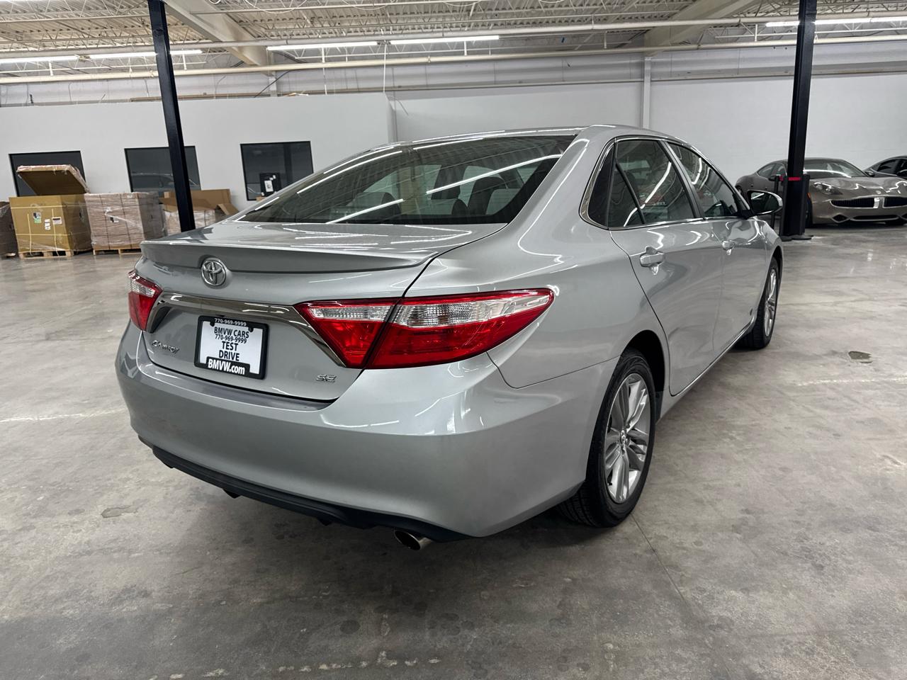 Toyota Camry SE 2016