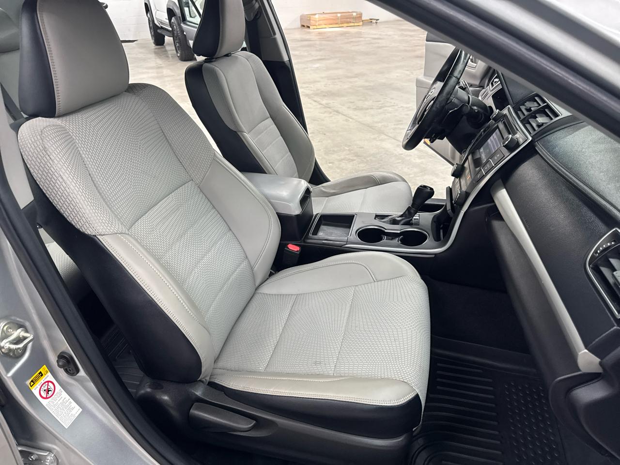 Toyota Camry SE 2016