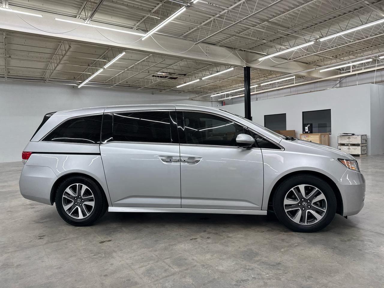 Honda Odyssey 5dr Touring 2014
