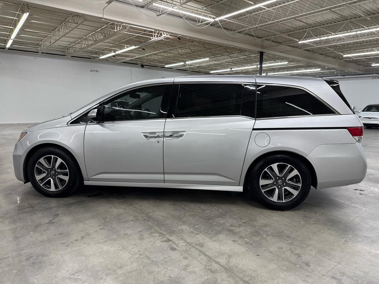 Honda Odyssey 5dr Touring 2014