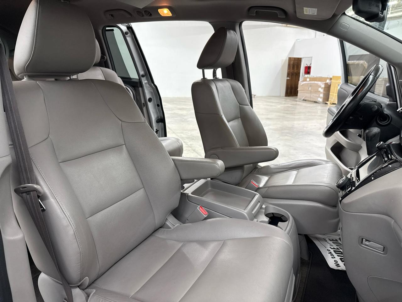 Honda Odyssey 5dr Touring 2014