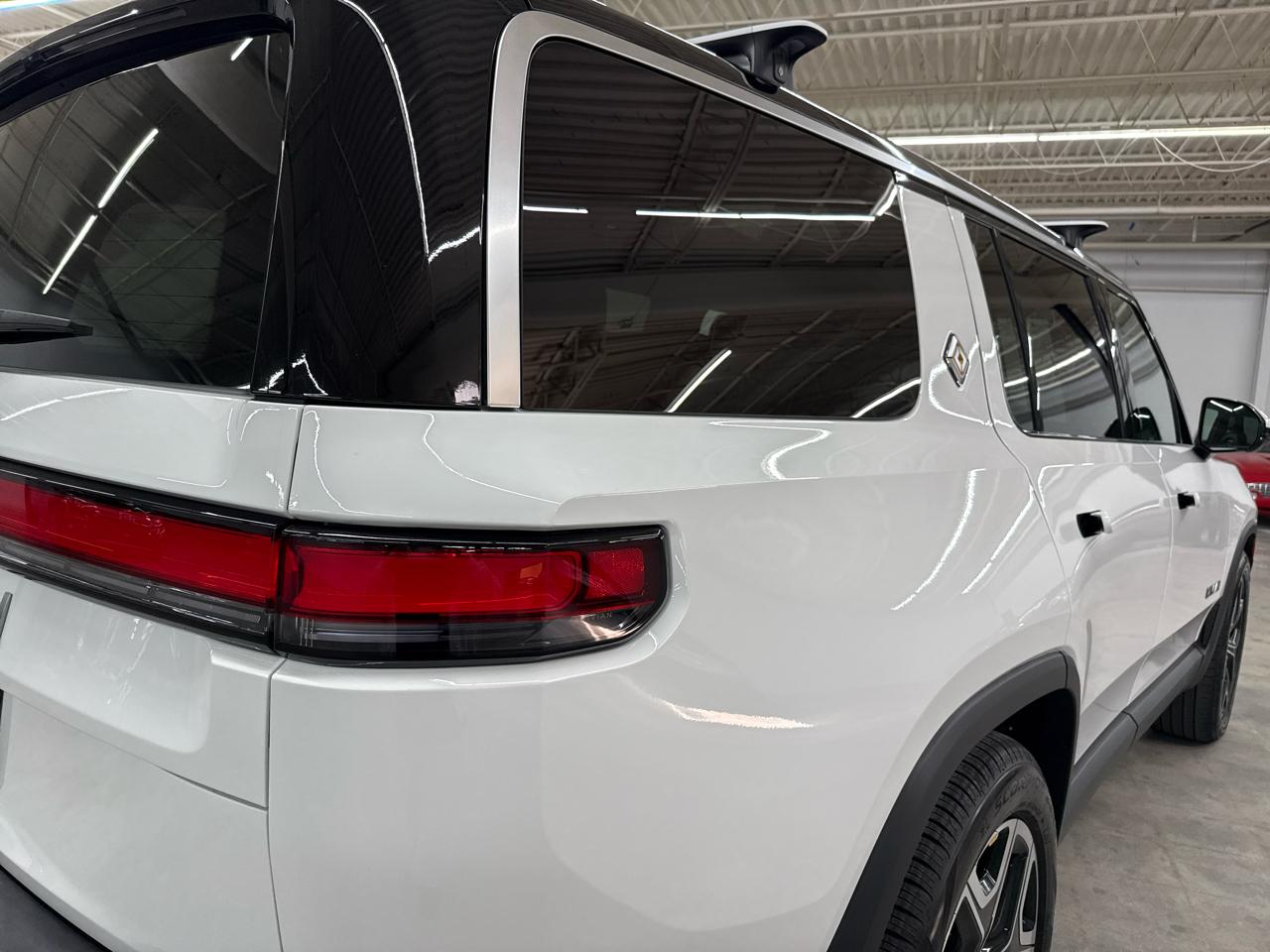 Rivian R1S Adventure Dual-Motor Max Pack 2025