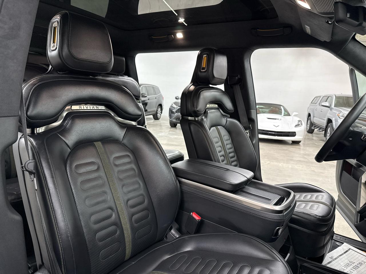Rivian R1S Adventure Dual-Motor Max Pack 2025