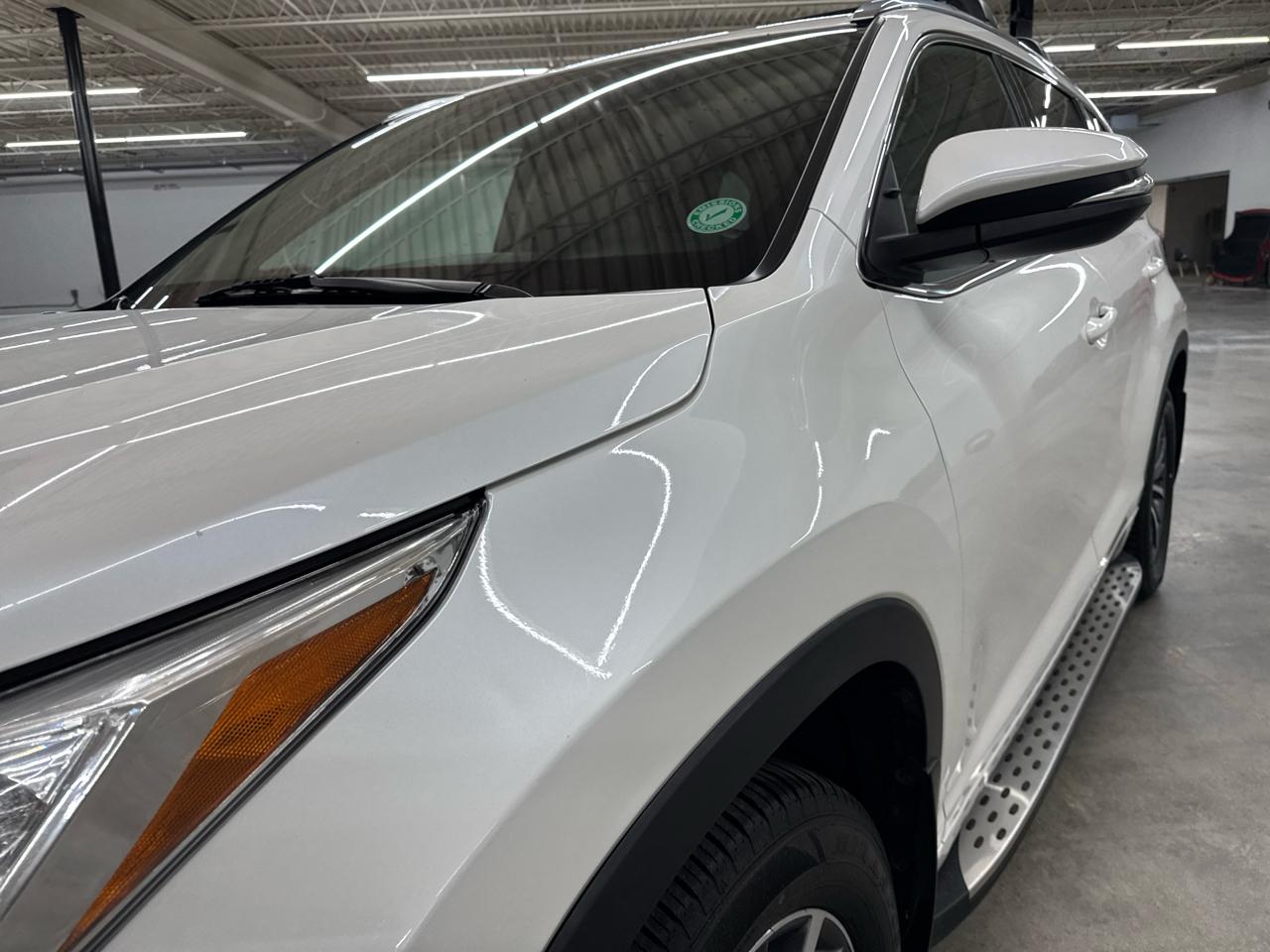 Toyota Highlander XLE V6 AWD (Natl) 2017