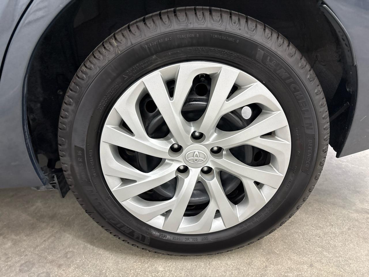 Toyota Corolla LE 2019