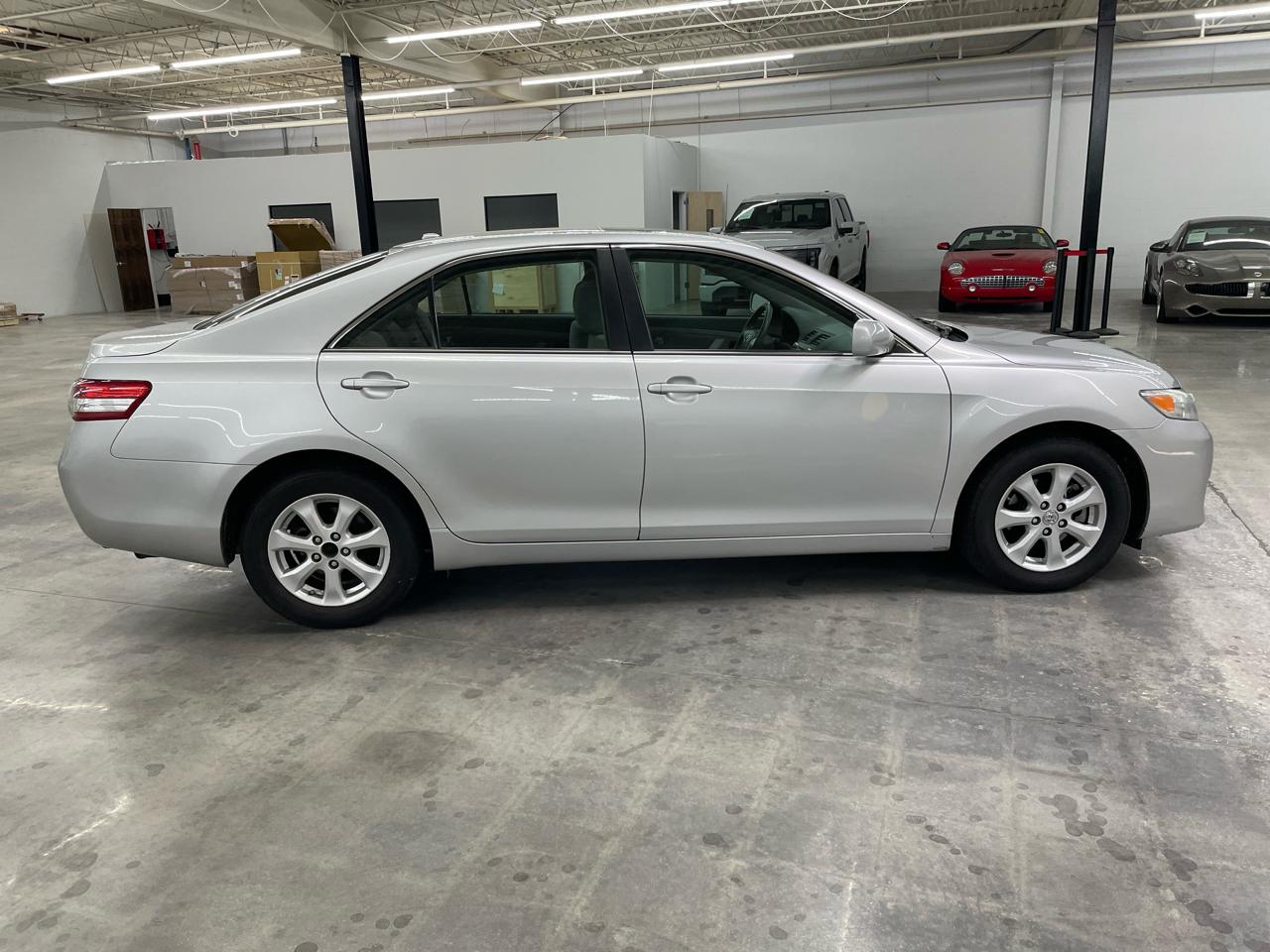 Toyota Camry LE 2011