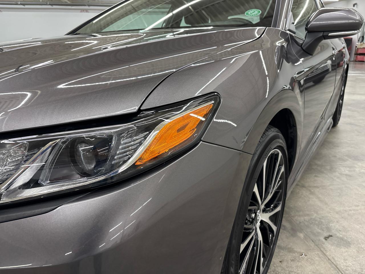 Toyota Camry SE 2019