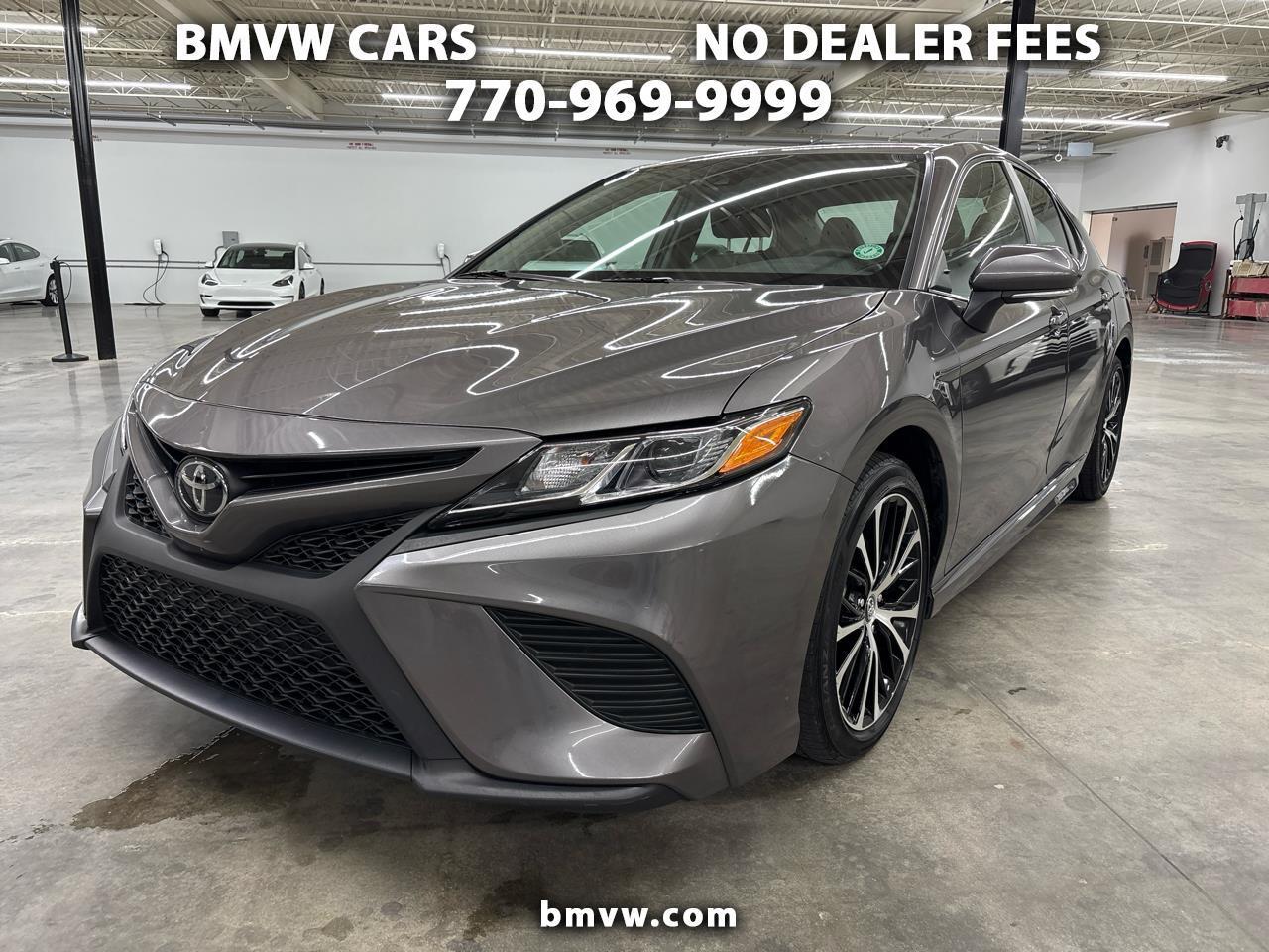 Toyota Camry SE 2019