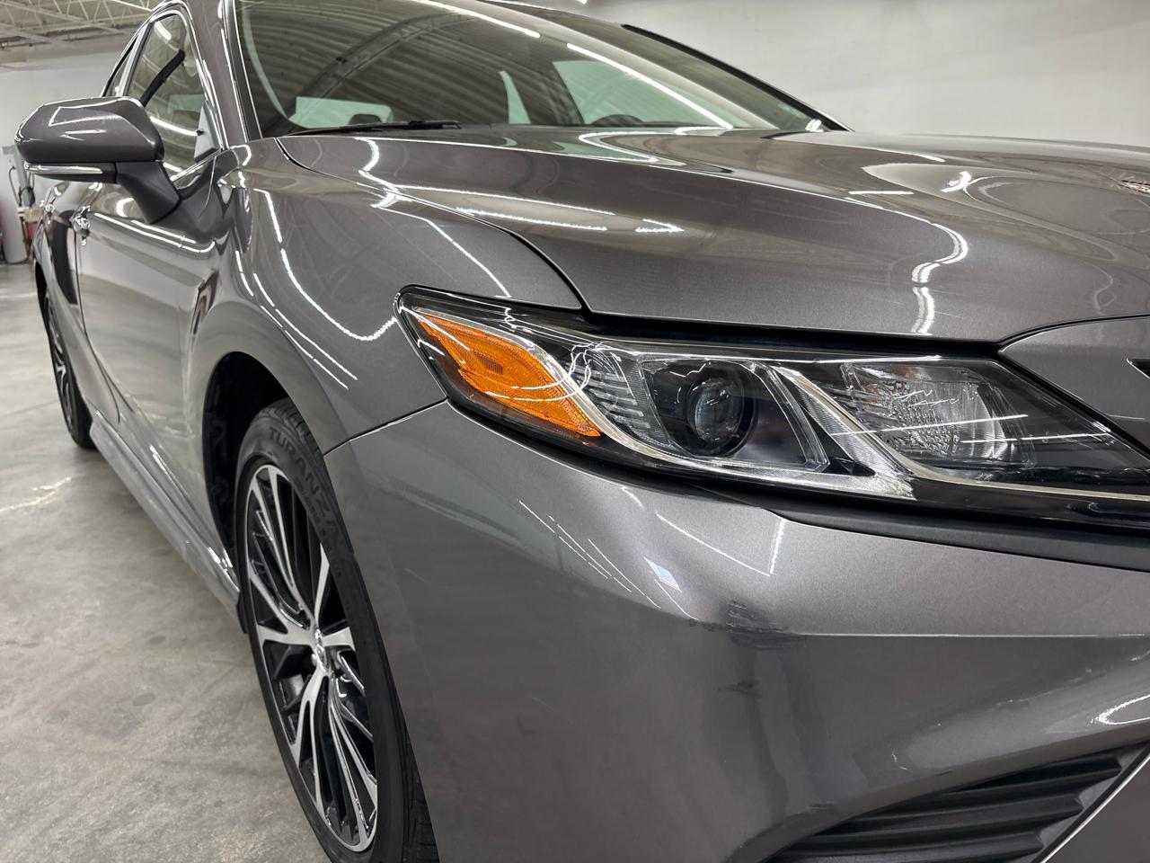 Toyota Camry SE 2019