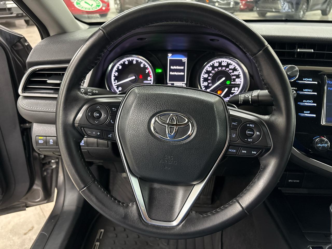 Toyota Camry SE 2019