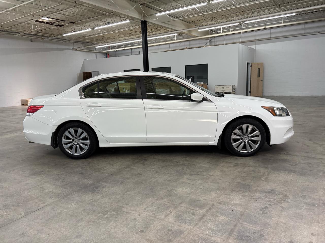 Honda Accord Sdn 4dr I4 Auto EX-L 2011
