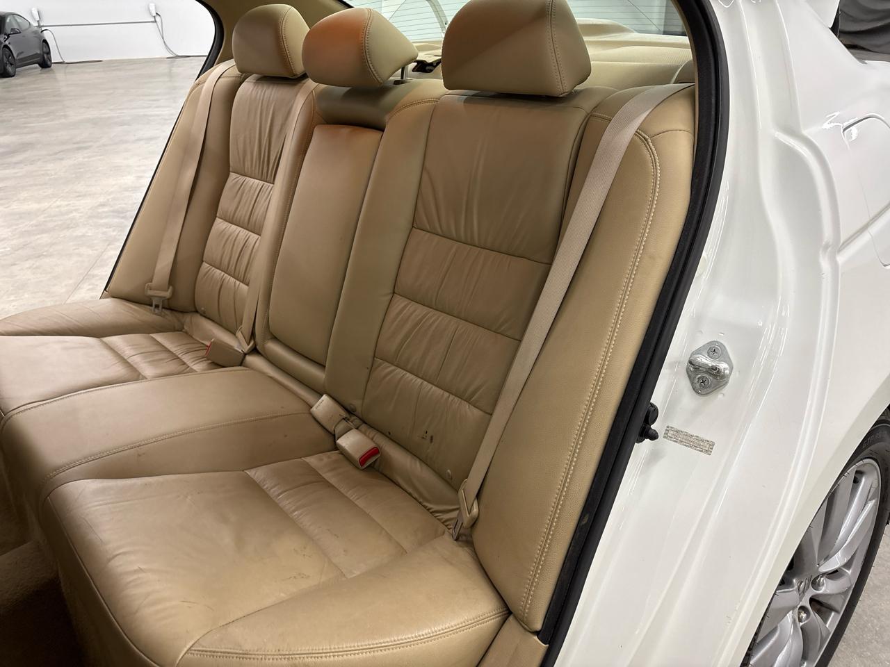 Honda Accord Sdn 4dr I4 Auto EX-L 2011