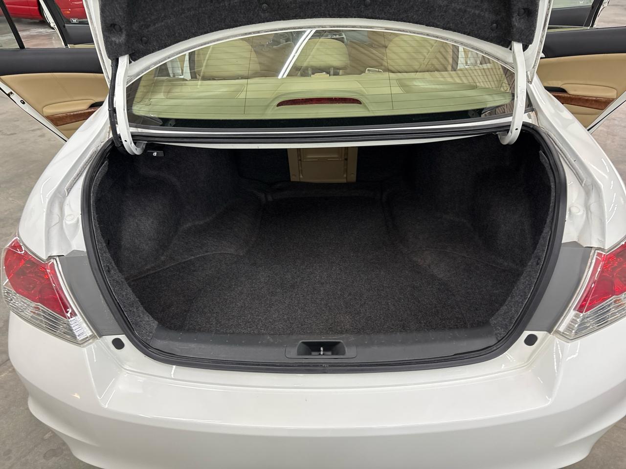 Honda Accord Sdn 4dr I4 Auto EX-L 2011