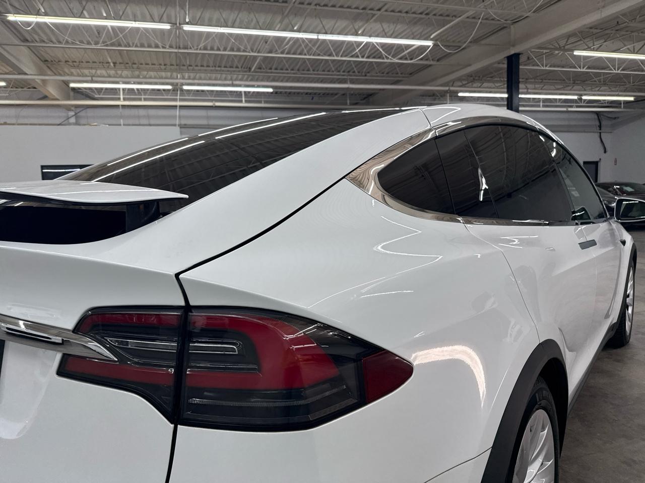Tesla Model X 90D 2017
