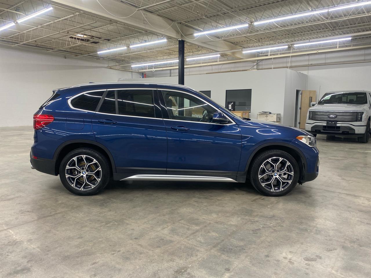 BMW X1 xDrive28i Sports Activity Vehicle 2021
