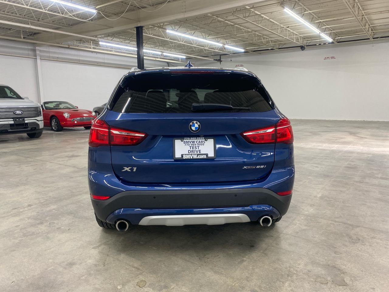 BMW X1 xDrive28i Sports Activity Vehicle 2021