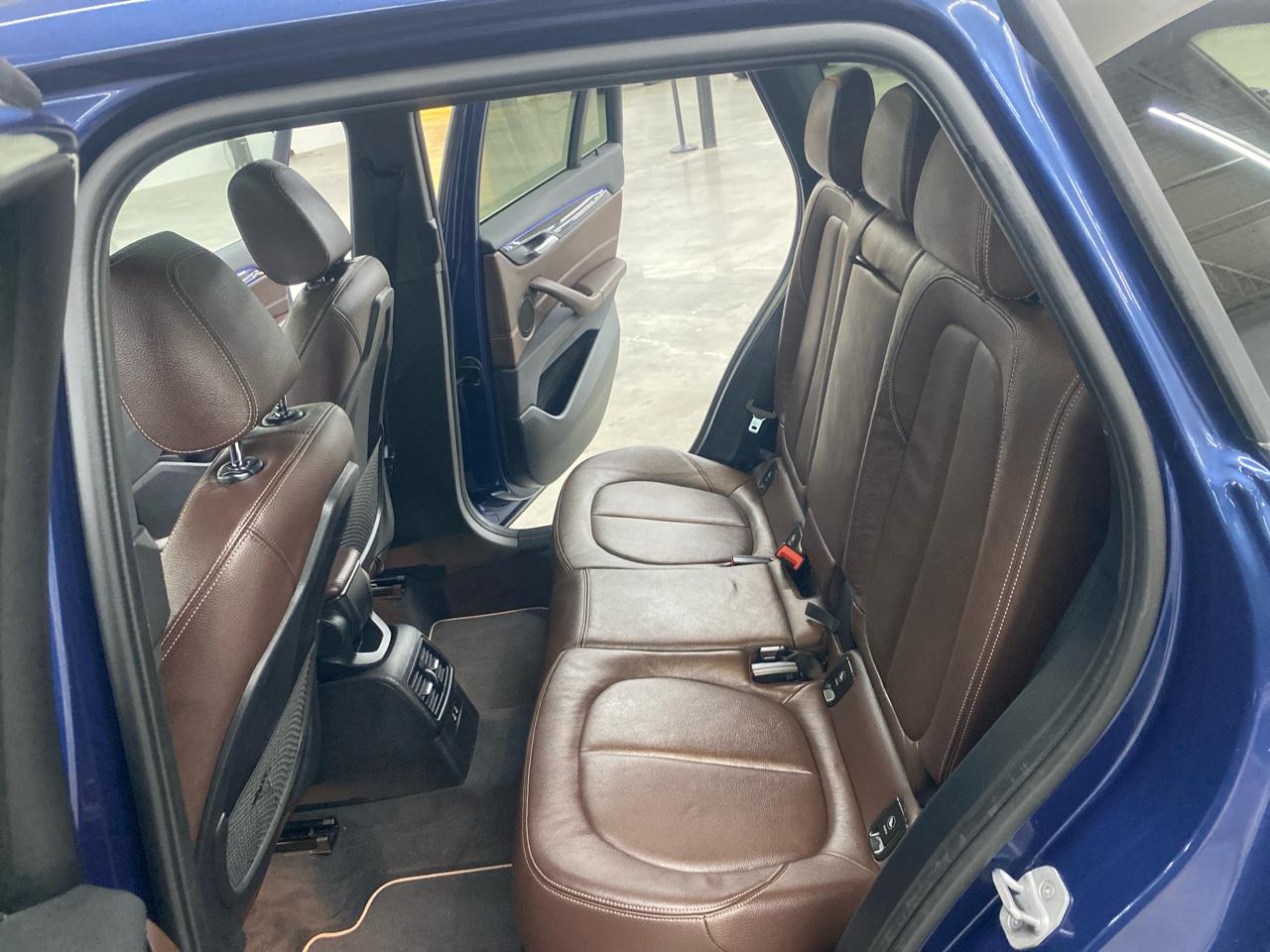 BMW X1 xDrive28i Sports Activity Vehicle 2021