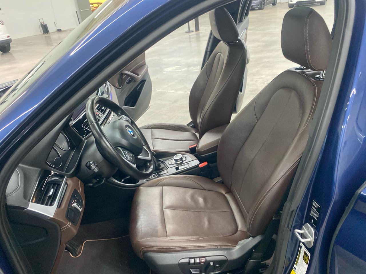 BMW X1 xDrive28i Sports Activity Vehicle 2021