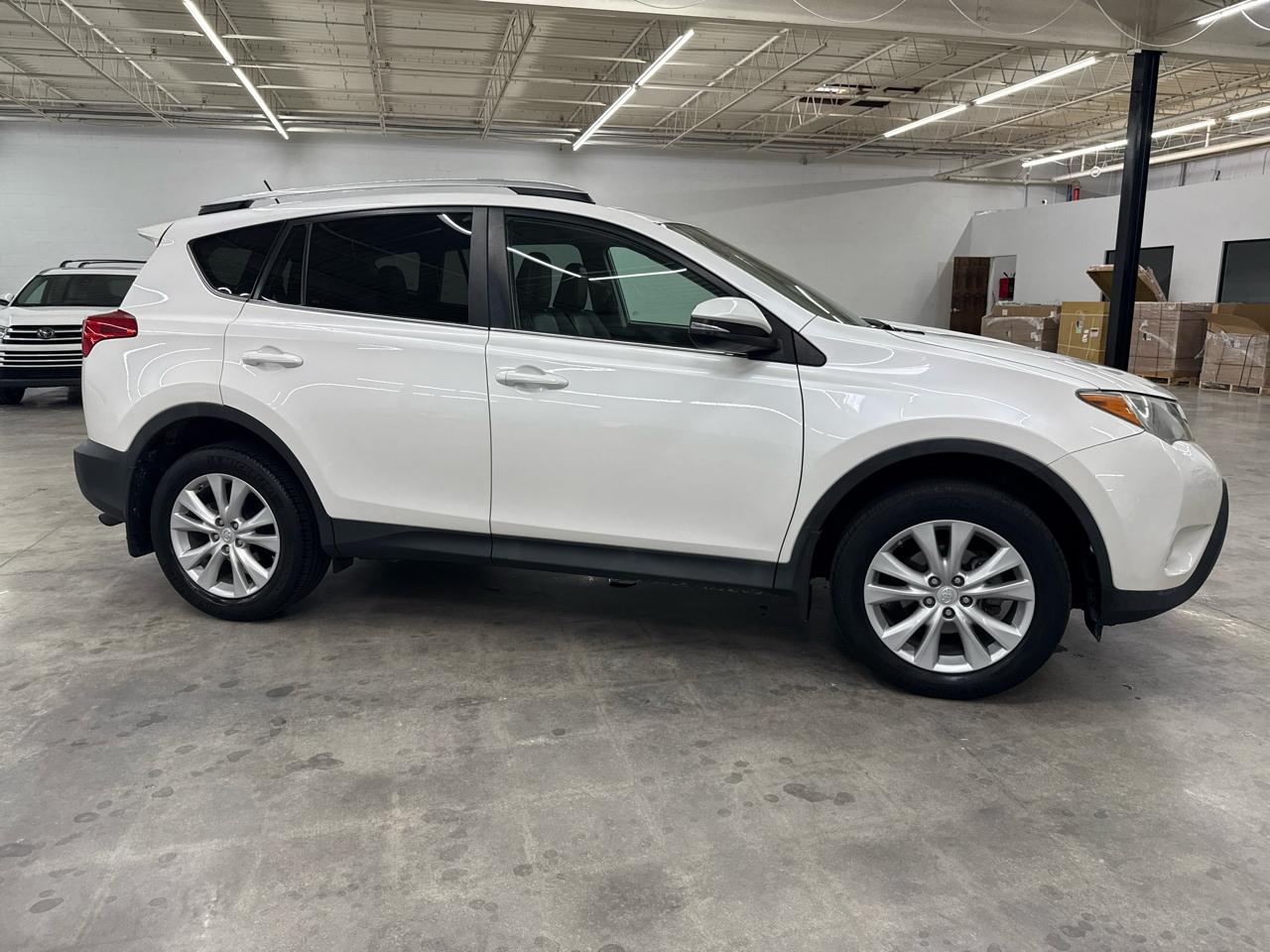 Toyota RAV4 AWD 4dr Limited (Natl) 2013