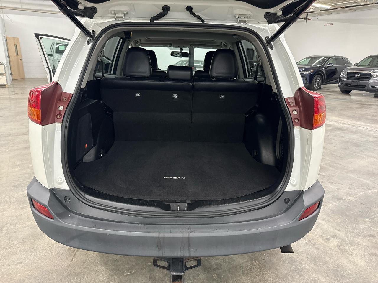 Toyota RAV4 AWD 4dr Limited (Natl) 2013