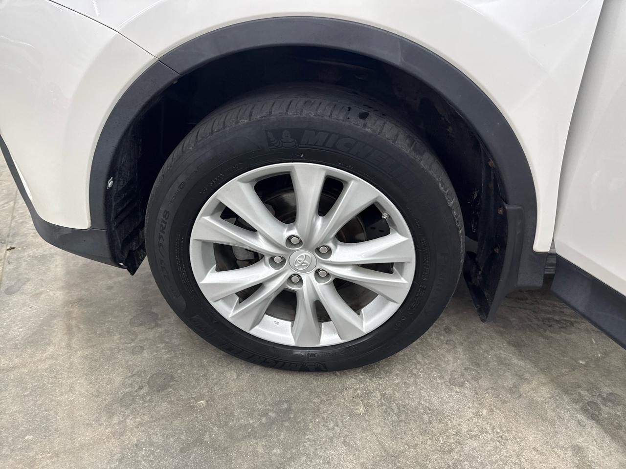 Toyota RAV4 AWD 4dr Limited (Natl) 2013