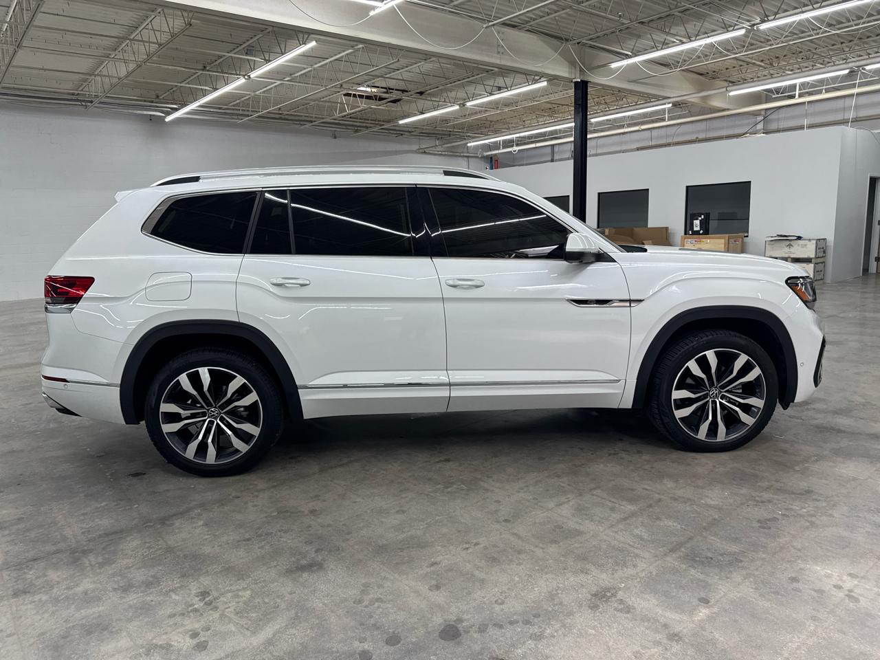 Volkswagen Atlas 3.6L V6 SEL Premium R-Line 4MOTION 2023