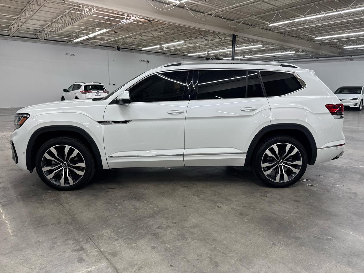 Volkswagen Atlas 3.6L V6 SEL Premium R-Line 4MOTION 2023