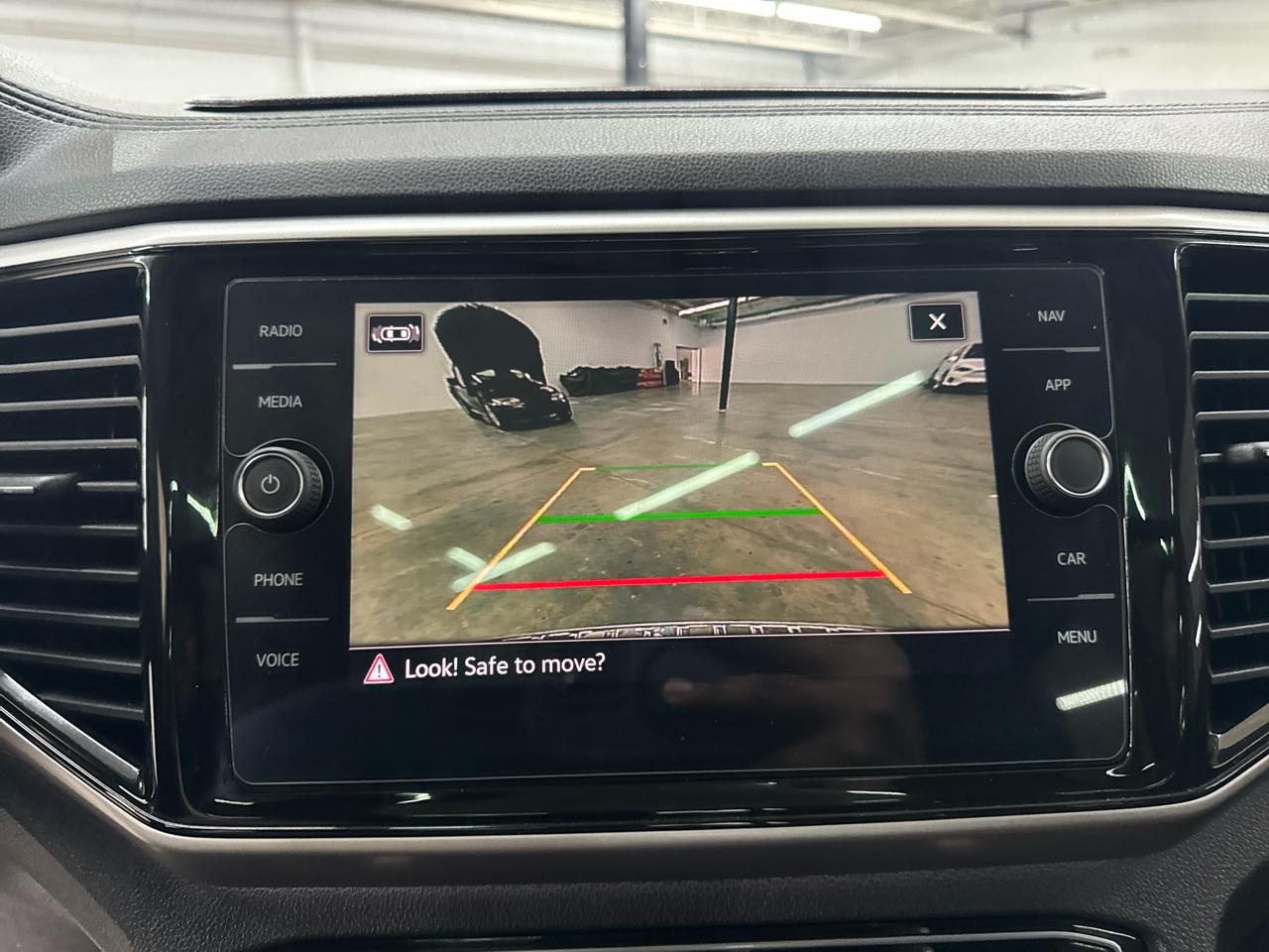 Volkswagen Atlas 3.6L V6 SEL Premium R-Line 4MOTION 2023