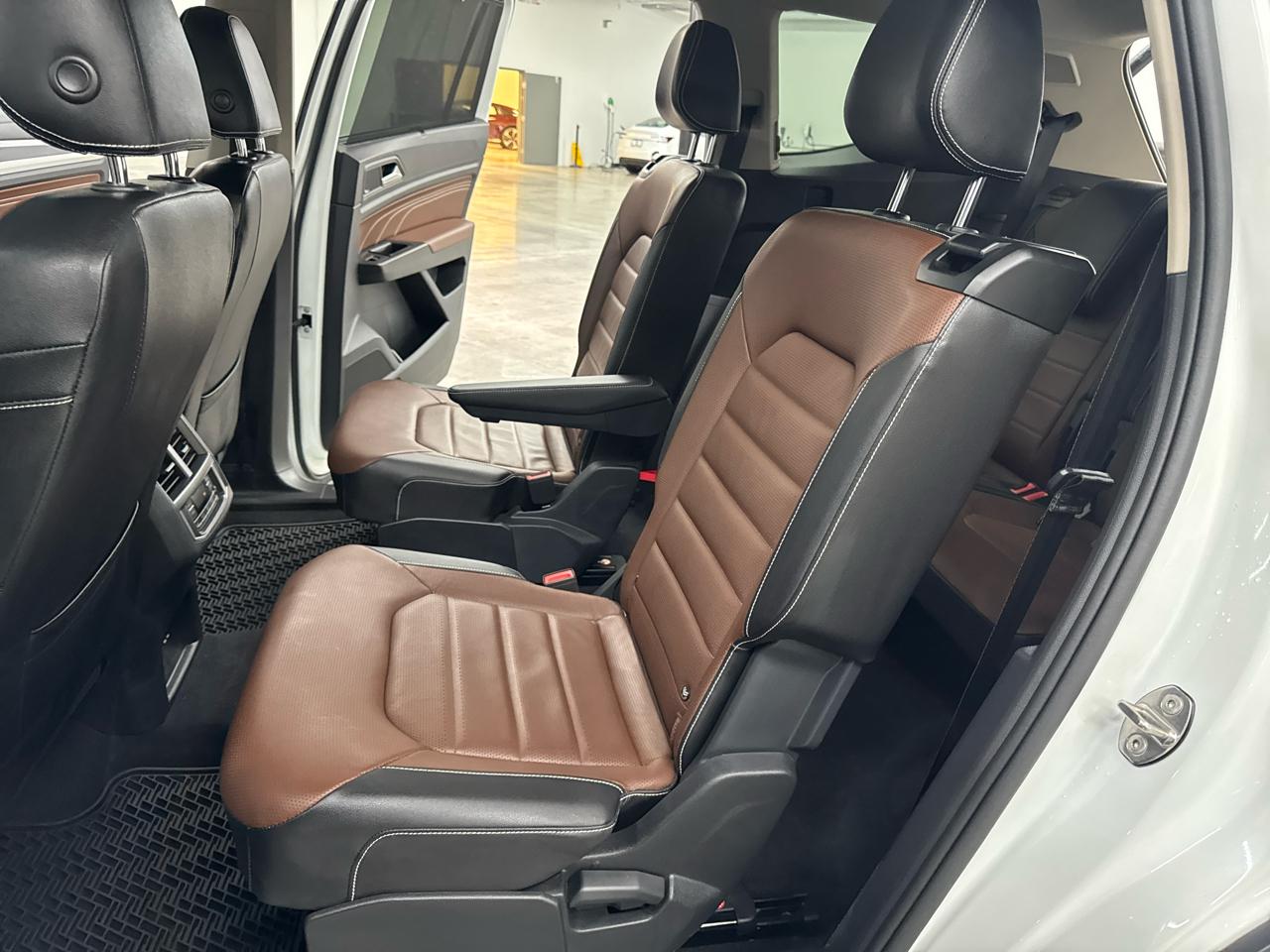 Volkswagen Atlas 3.6L V6 SEL Premium R-Line 4MOTION 2023