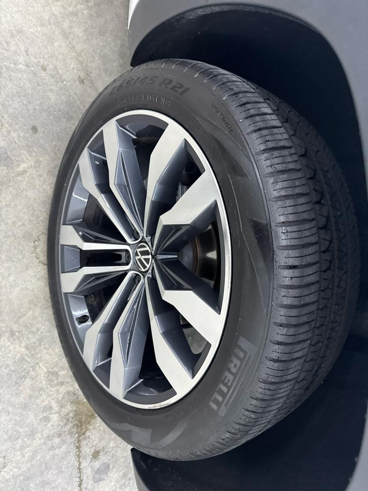 Volkswagen Atlas 3.6L V6 SEL Premium R-Line 4MOTION 2023
