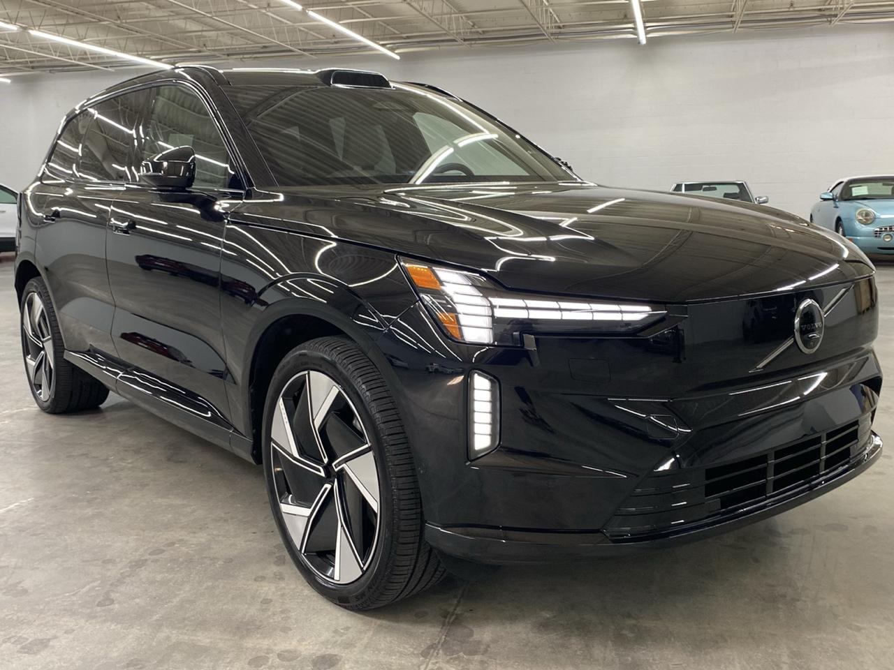 Volvo EX90 Twin Motor Ultra 7-Seater 2025