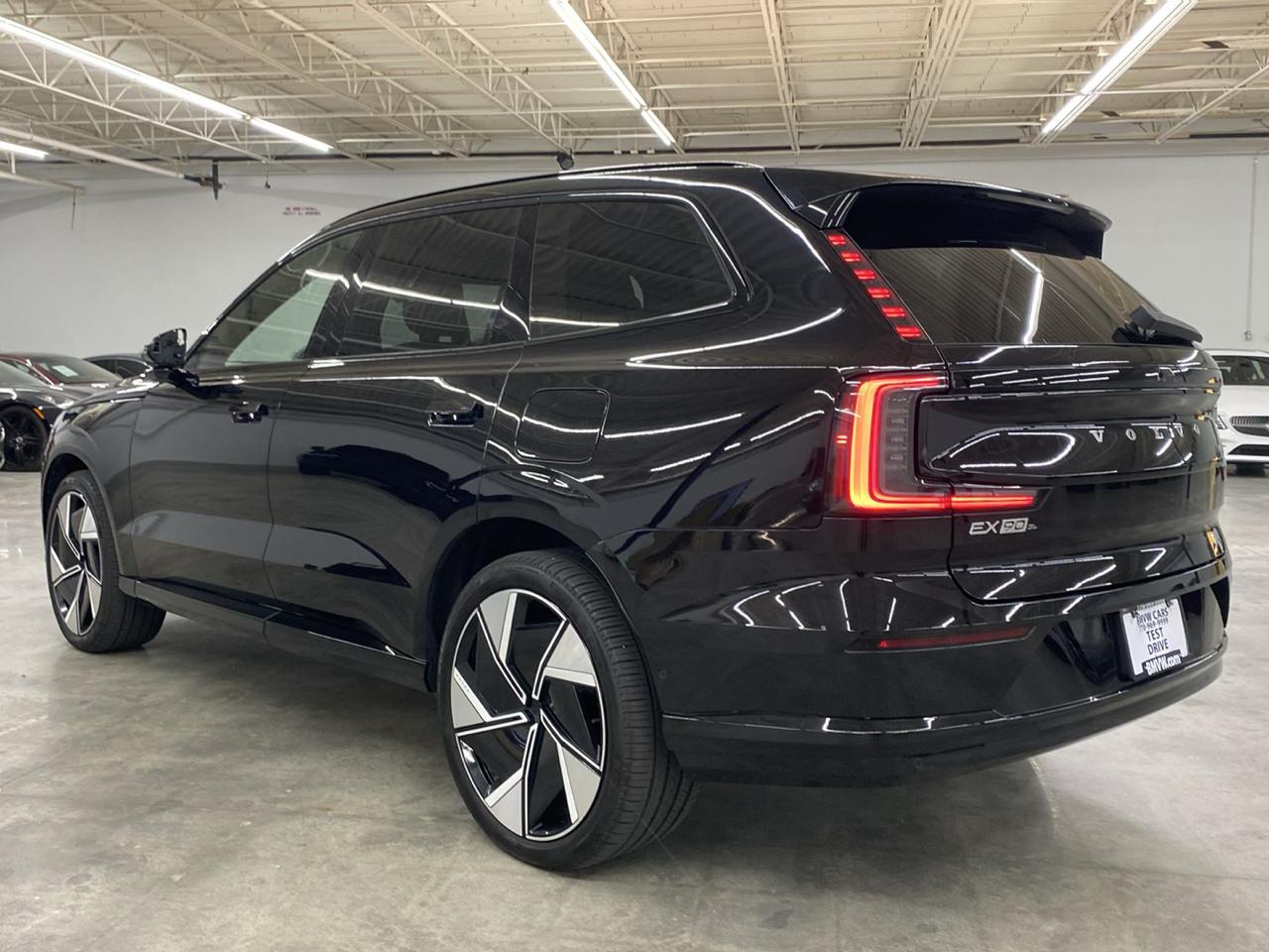 Volvo EX90 Twin Motor Ultra 7-Seater 2025