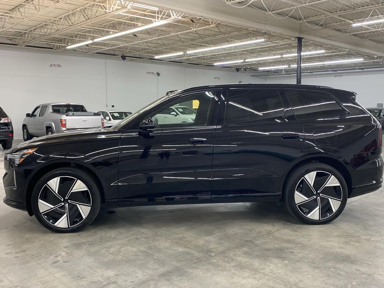 Volvo EX90 Twin Motor Ultra 7-Seater 2025