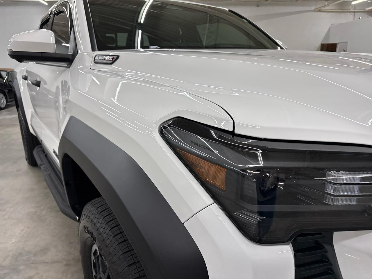 Toyota Tacoma 4WD TRD Off Road Hybrid Double Cab 5' Bed AT (Natl) 2025