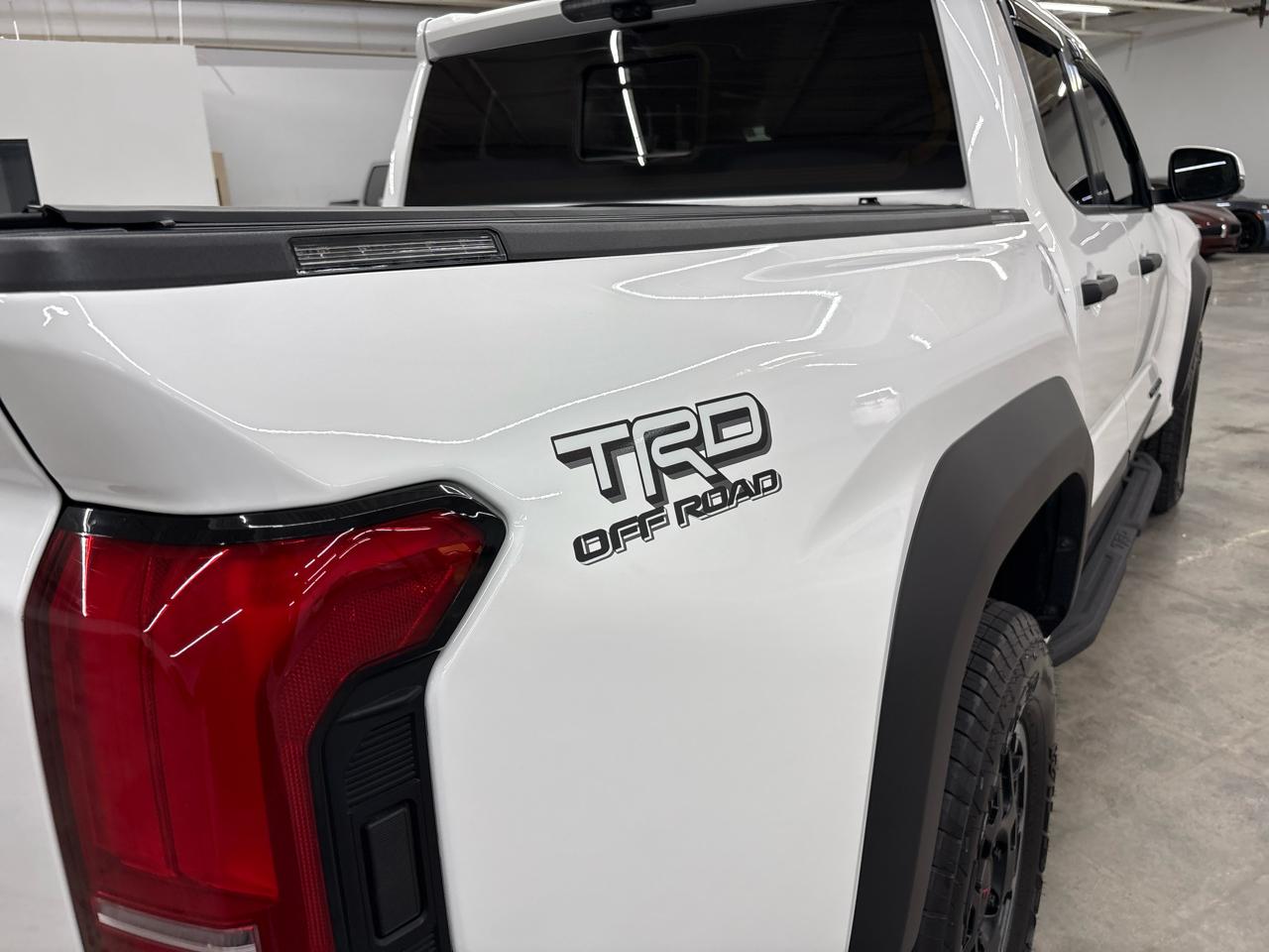 Toyota Tacoma 4WD TRD Off Road Hybrid Double Cab 5' Bed AT (Natl) 2025