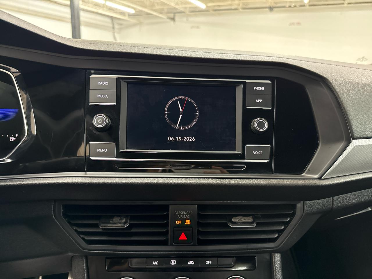 Volkswagen Jetta Sport Auto 2023