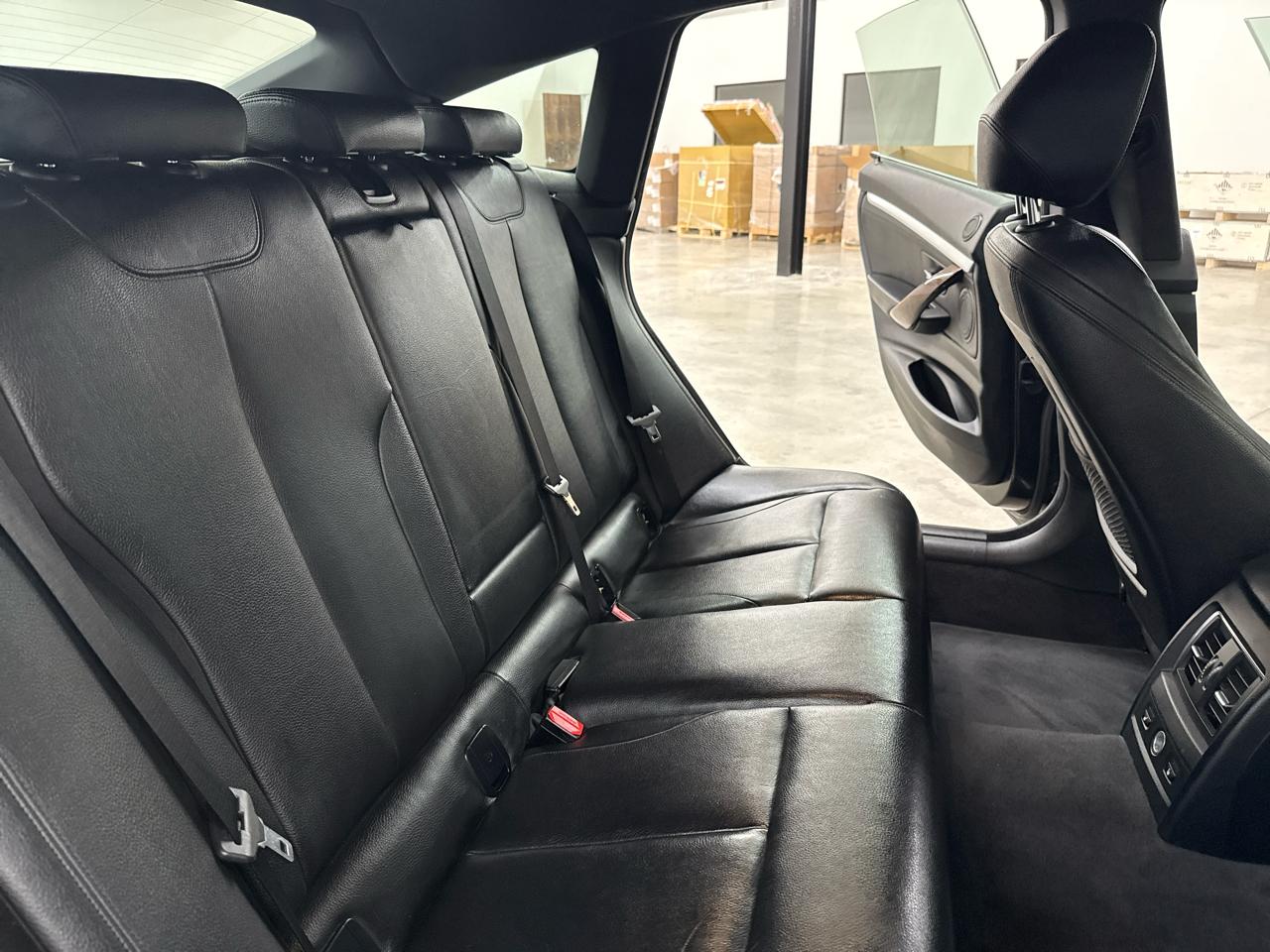 BMW 3 Series Gran Turismo 5dr 328i xDrive Gran Turismo AWD SULEV 2016