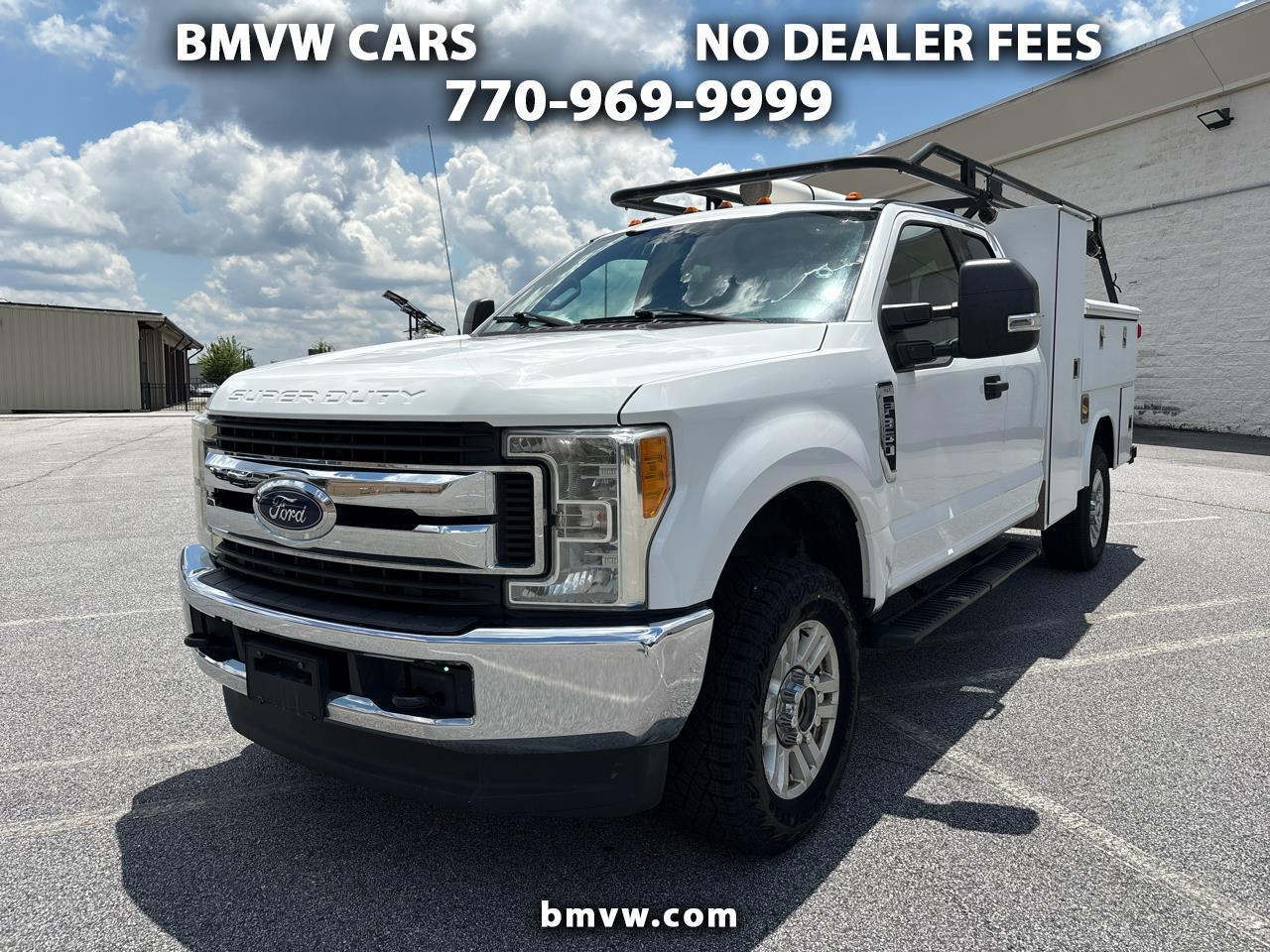 2017 Ford Super Duty F-350 SRW XLT 4WD SuperCab 8' Box