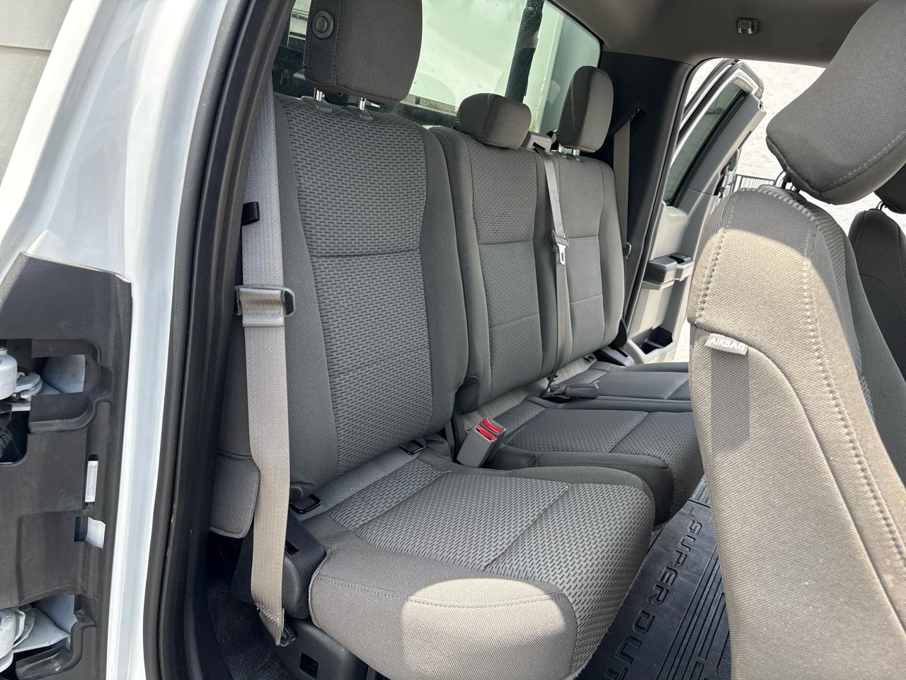 Ford Super Duty F-350 SRW XLT 4WD SuperCab 8' Box 2017