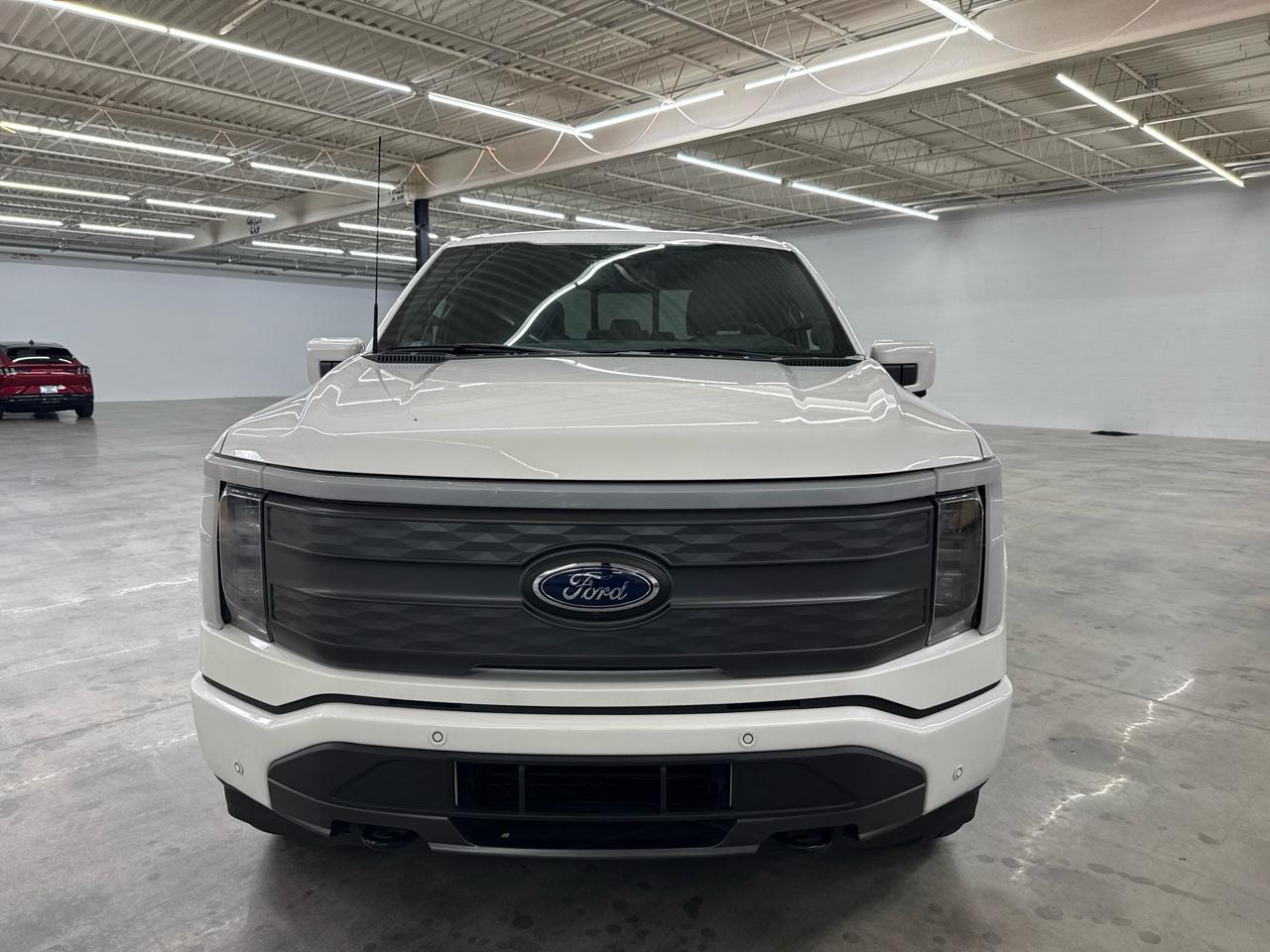 Ford F-150 Lightning LARIAT 4WD SuperCrew 5.5' Box 2022