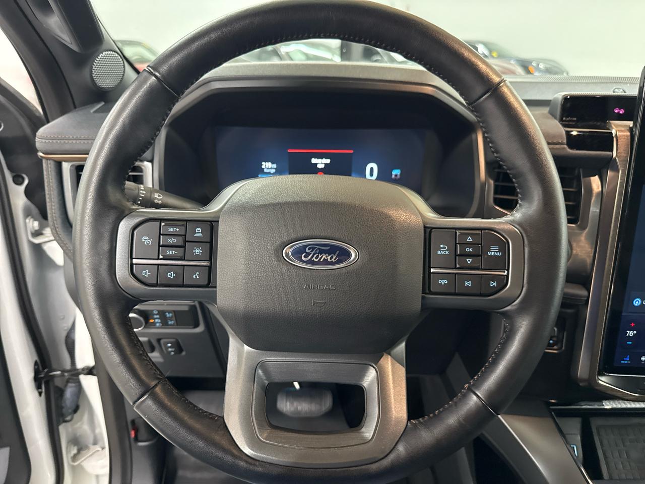 Ford F-150 Lightning LARIAT 4WD SuperCrew 5.5' Box 2022