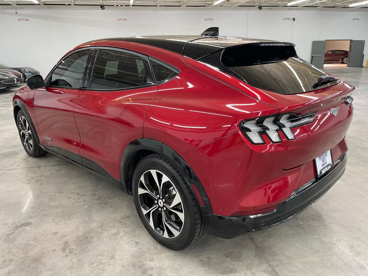 Ford Mustang Mach-E Premium AWD 2021