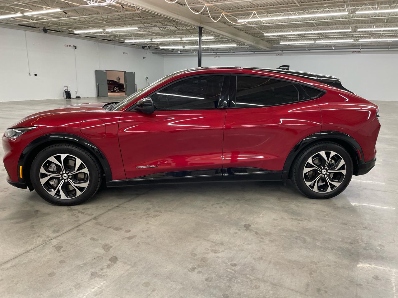 Ford Mustang Mach-E Premium AWD 2021
