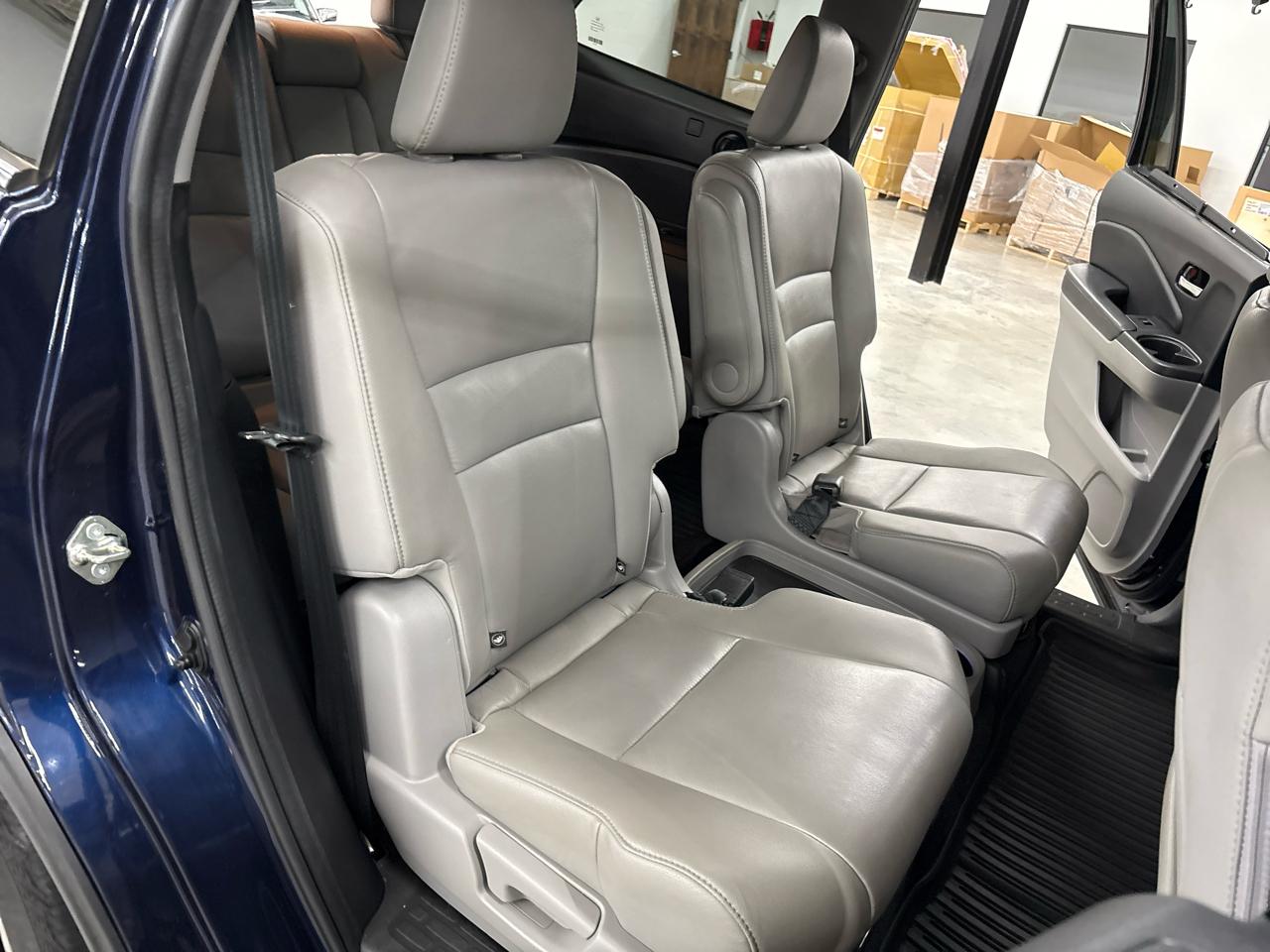 Honda Pilot Touring 7-Passenger 2WD 2019