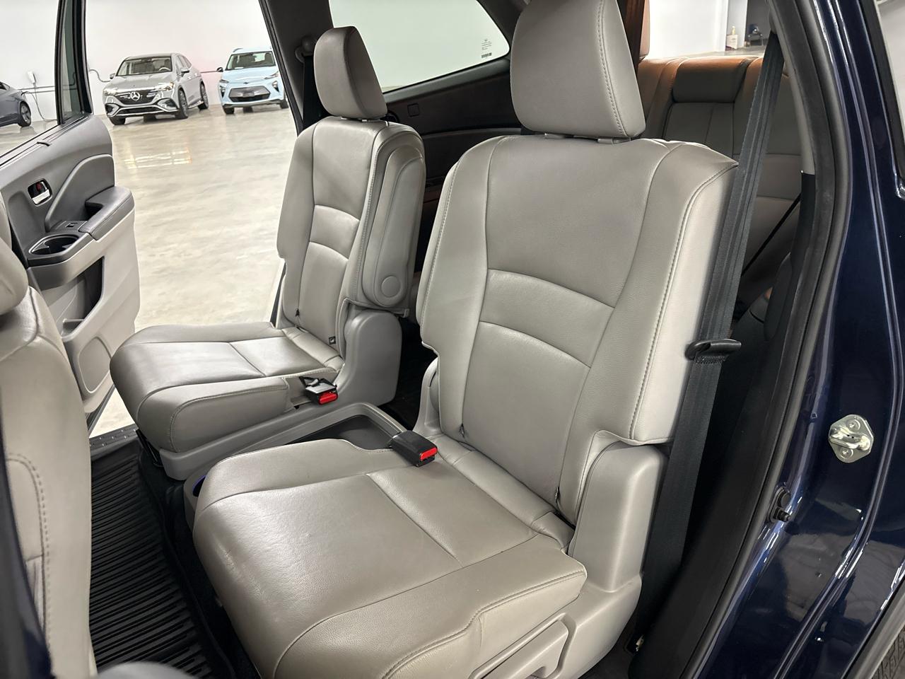Honda Pilot Touring 7-Passenger 2WD 2019