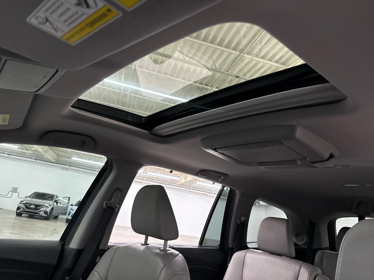 Honda Pilot Touring 7-Passenger 2WD 2019